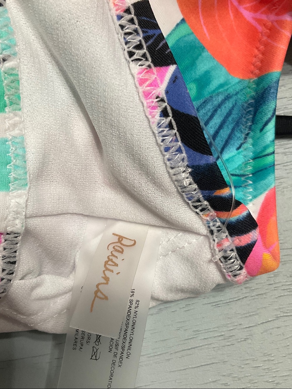 712 - Raisins NWT Tropical Floral Bikini Set in Pink, Green, Blue, Size Small - Picture 3 of 6
